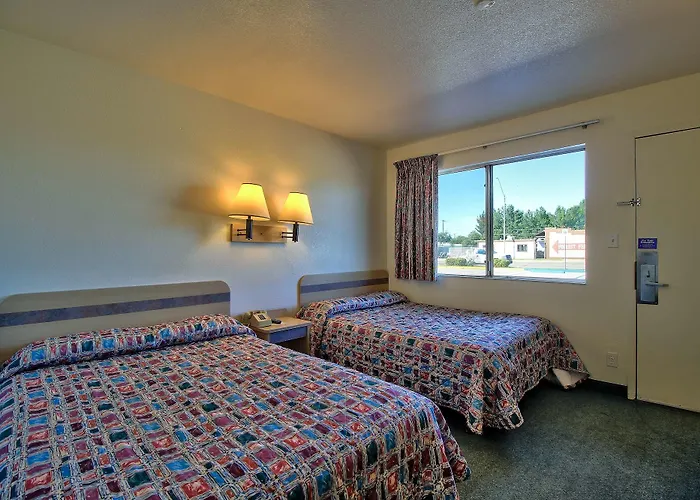 Hotel 6-douglas, Az 3*
