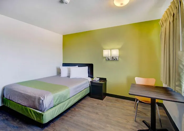 6-douglas, Az 3* Douglas