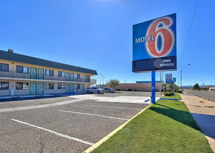 6-douglas, Az