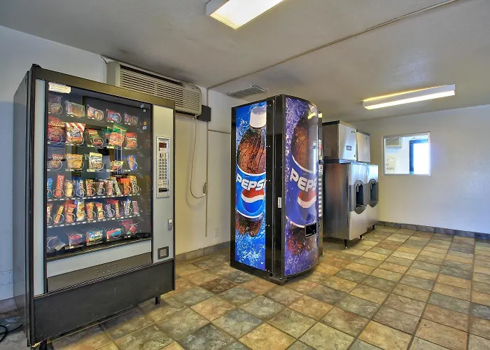 6-douglas, Az Hotel